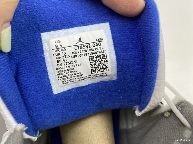 3 CT8532-040 Retro Air Blue Jordan White 1001